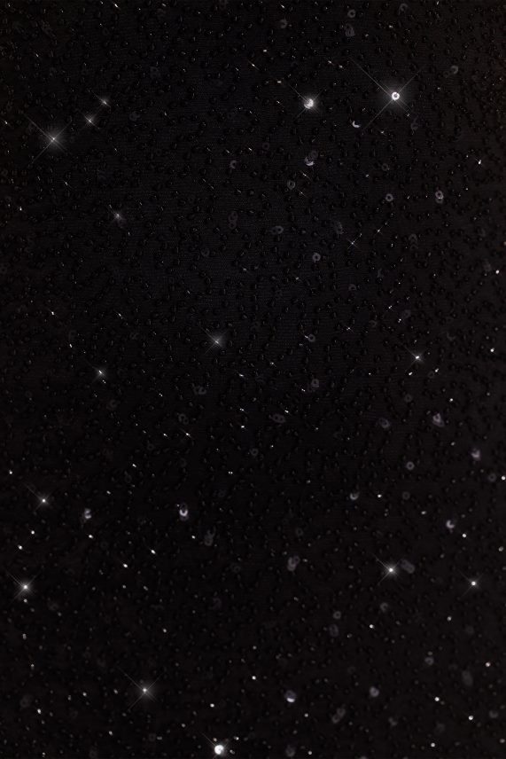 negro vestido de noche con abertura en forma de cerradura y cuello alto adornado con adornos sicilianos Oh Polly mujer vestidos 6N8XHD12